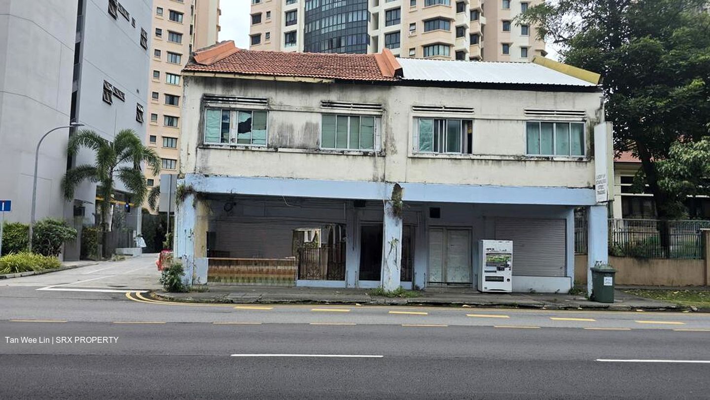 Sims Avenue (D14), Shop House #593635151